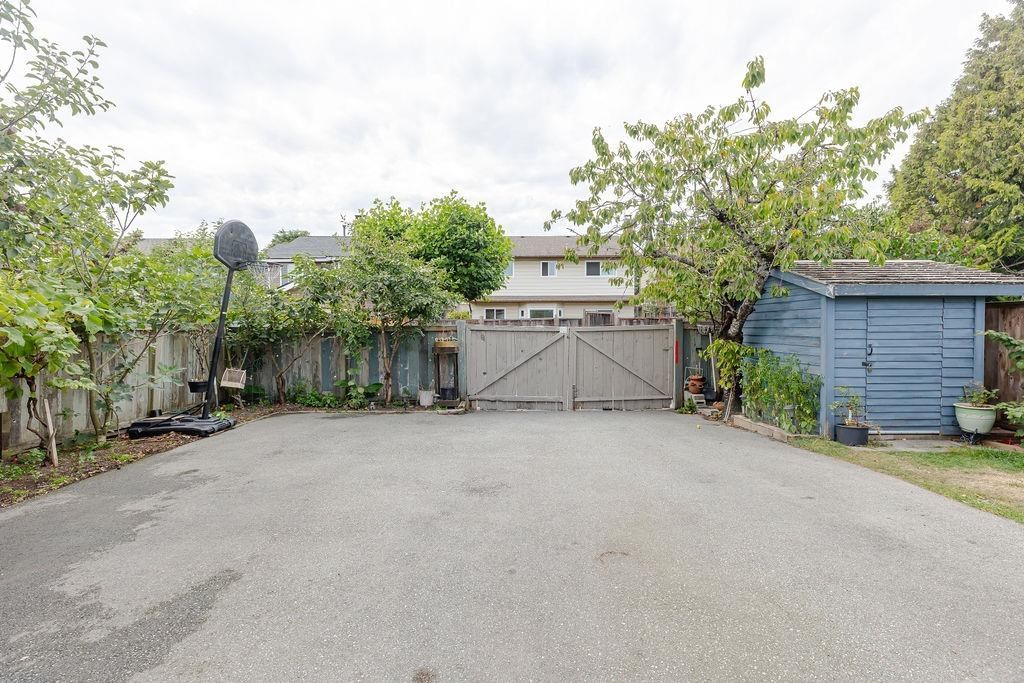 Listing Image 32