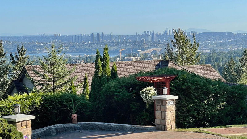 3866 Michener Way, North Vancouver, V7K 3C7 | Image 3