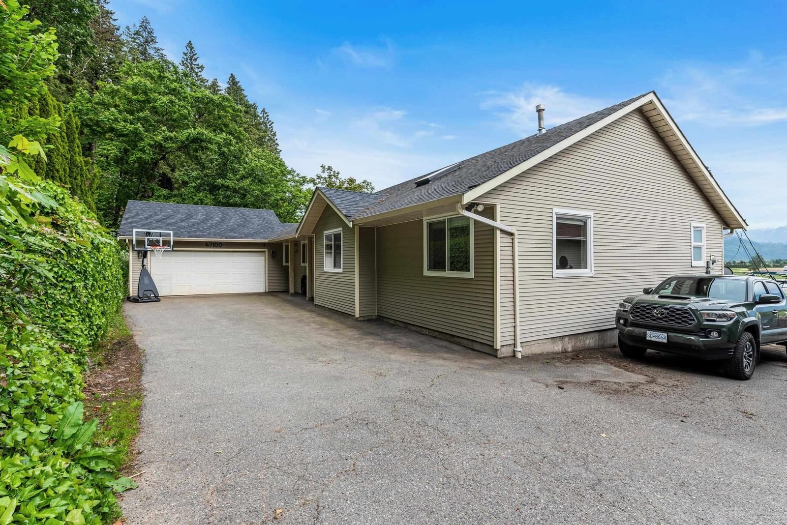 Listing Image 38