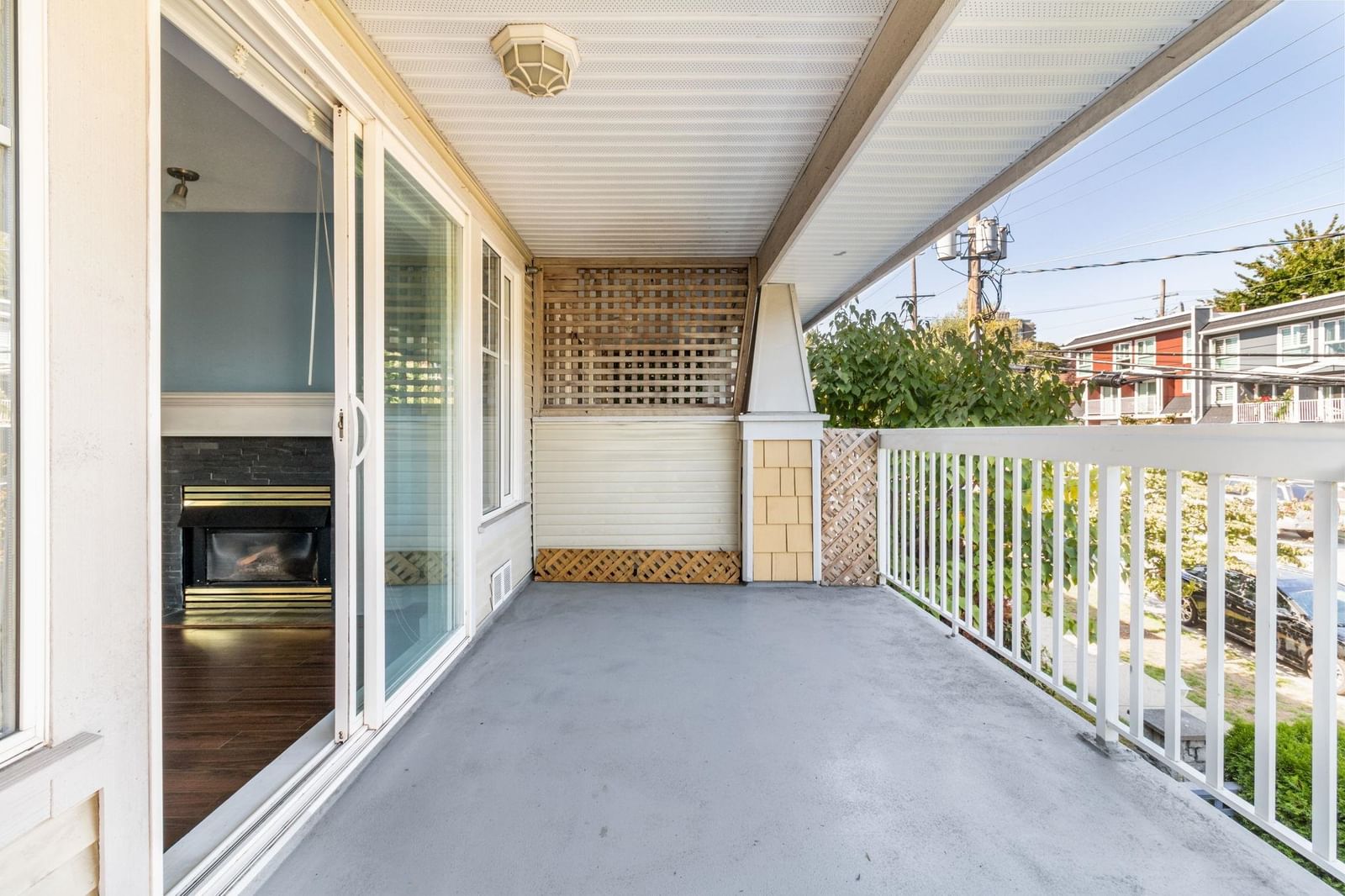 Listing Image 18