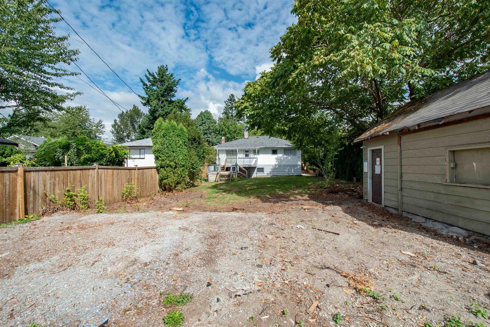 Listing Image 5
