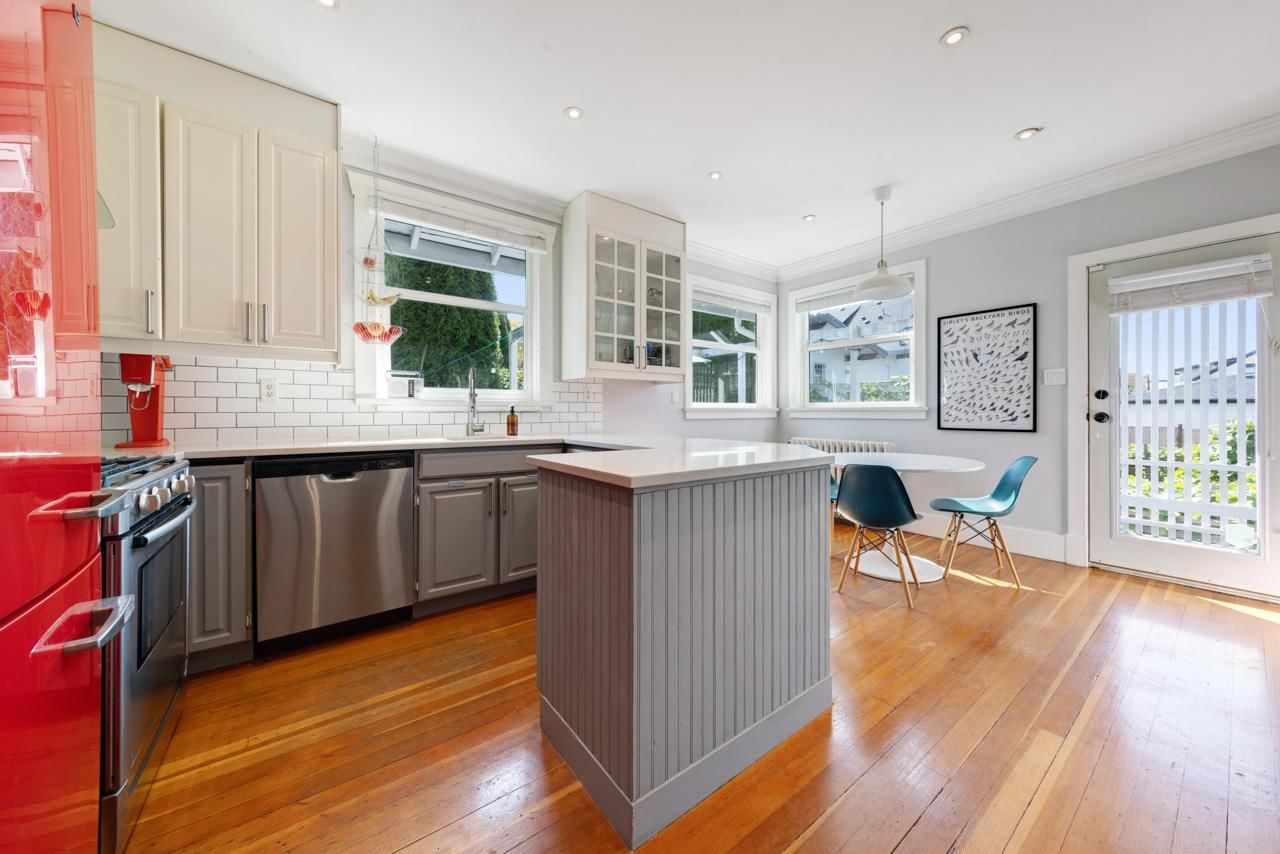 Listing Image 14
