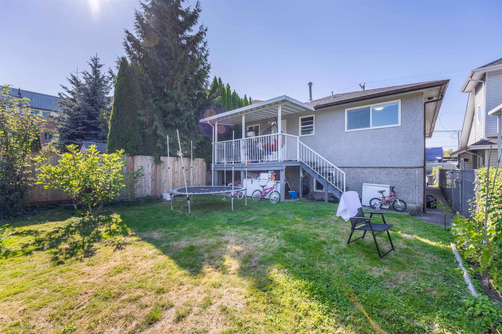 Listing Image 12