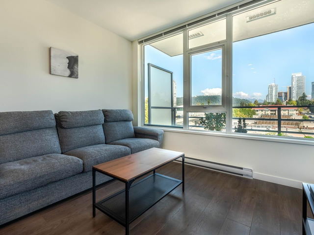 603 - 530 Whiting Way