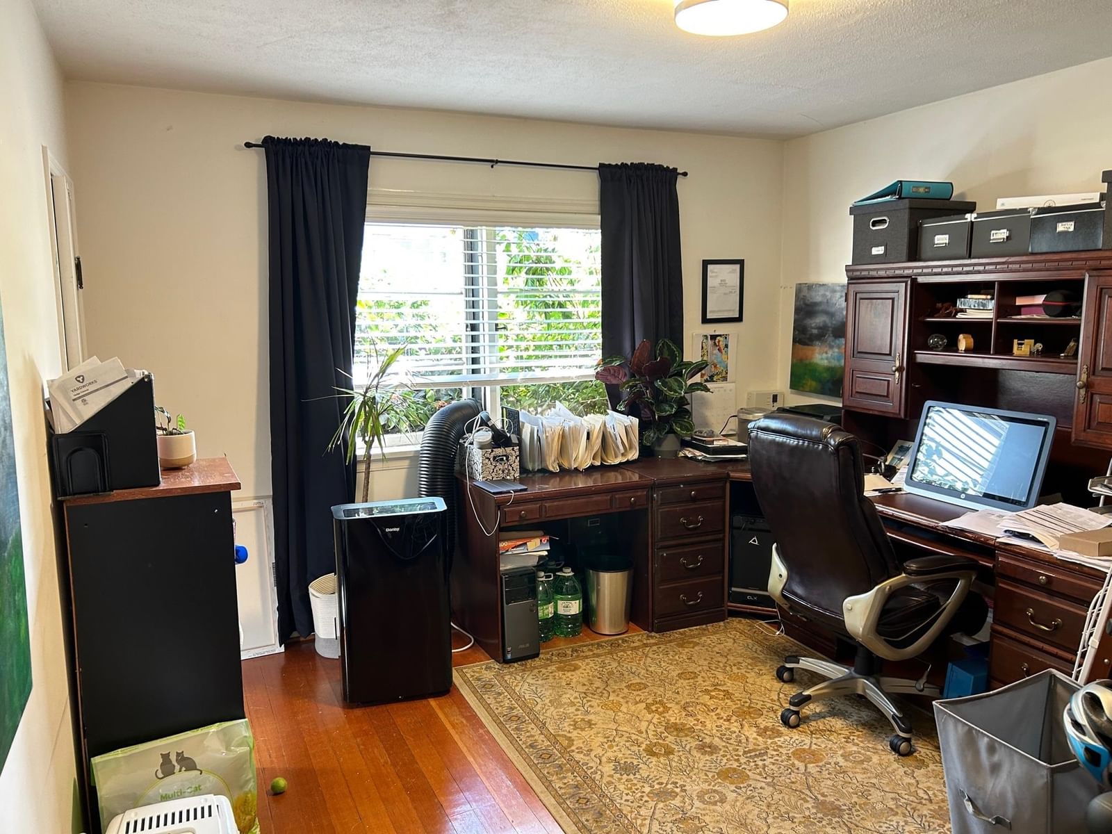 Listing Image 9