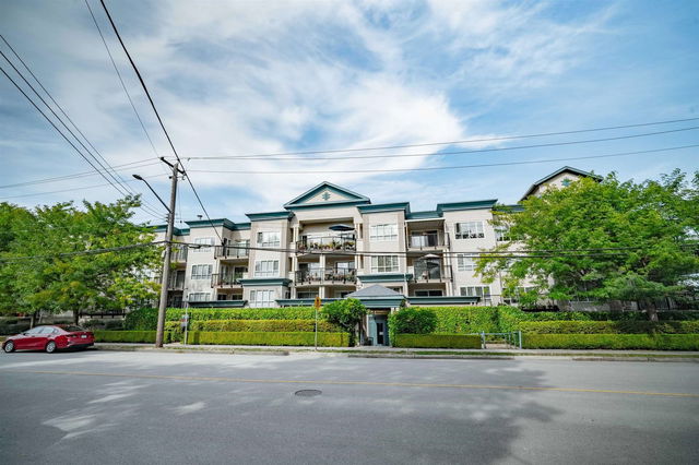 311 - 20727 Douglas Crescent