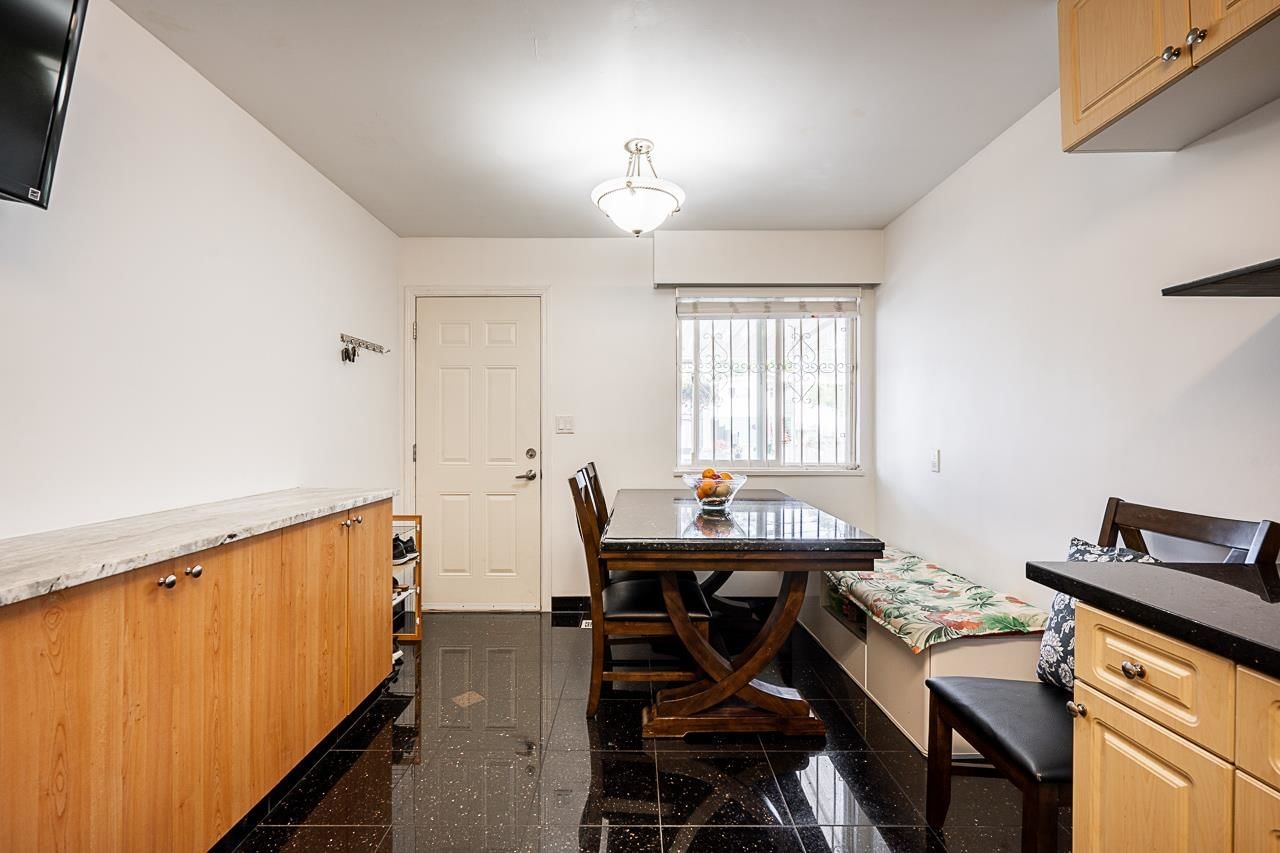 Listing Image 9