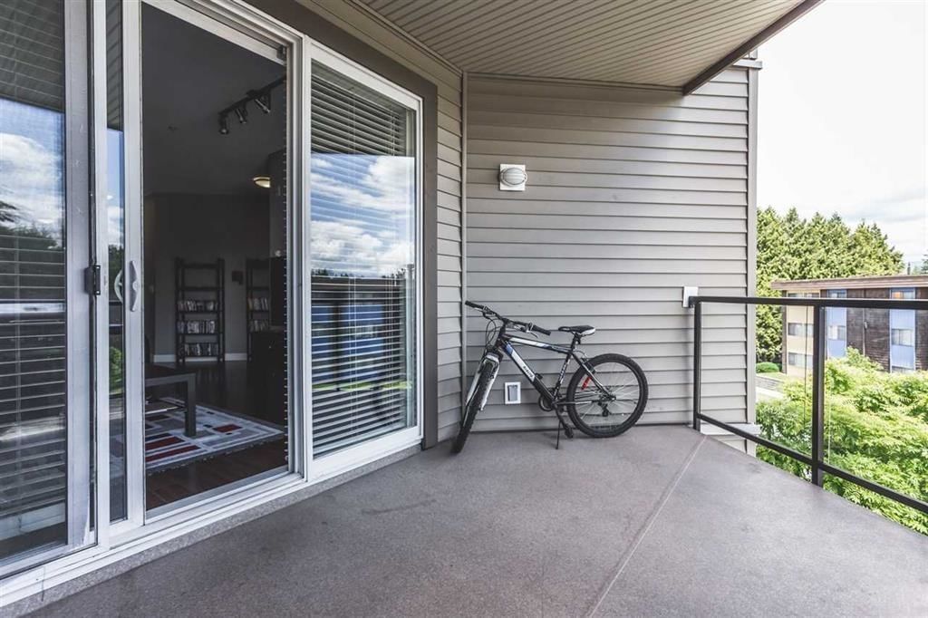 Listing Image 17