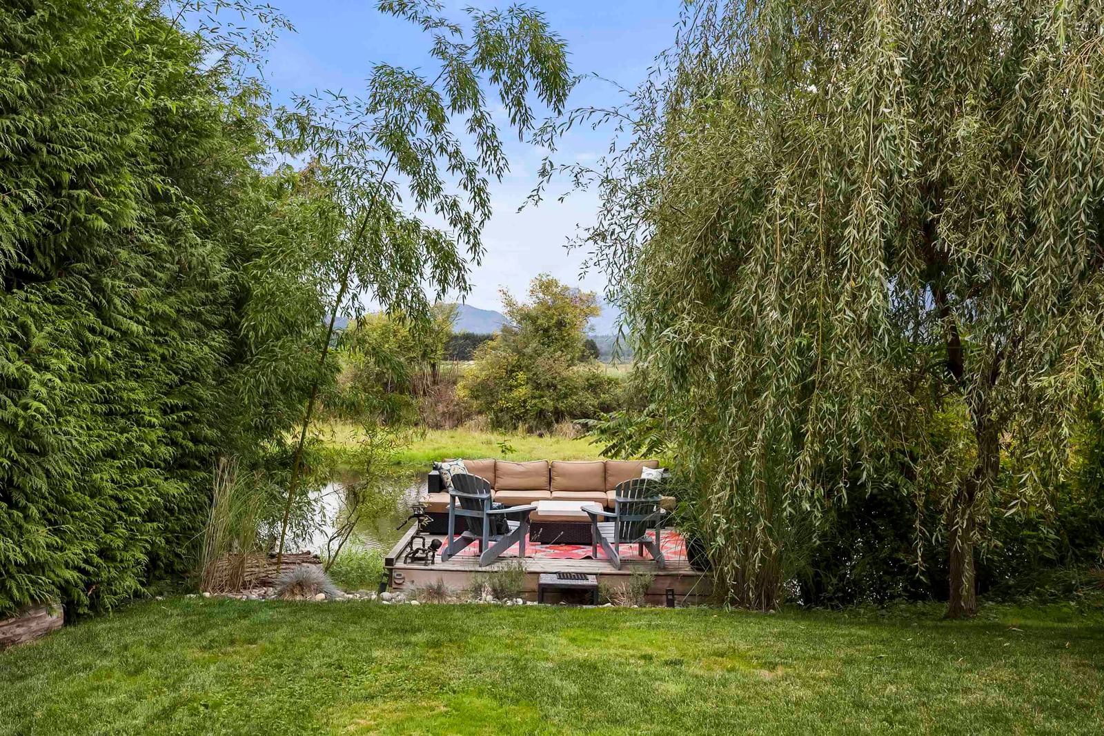Listing Image 11