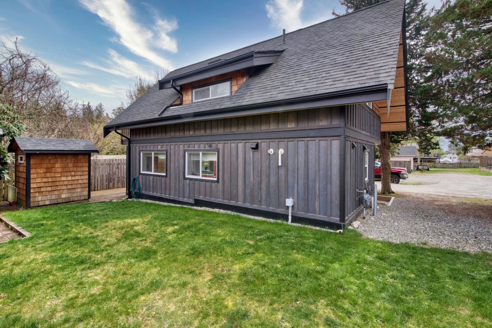 Listing Image 15