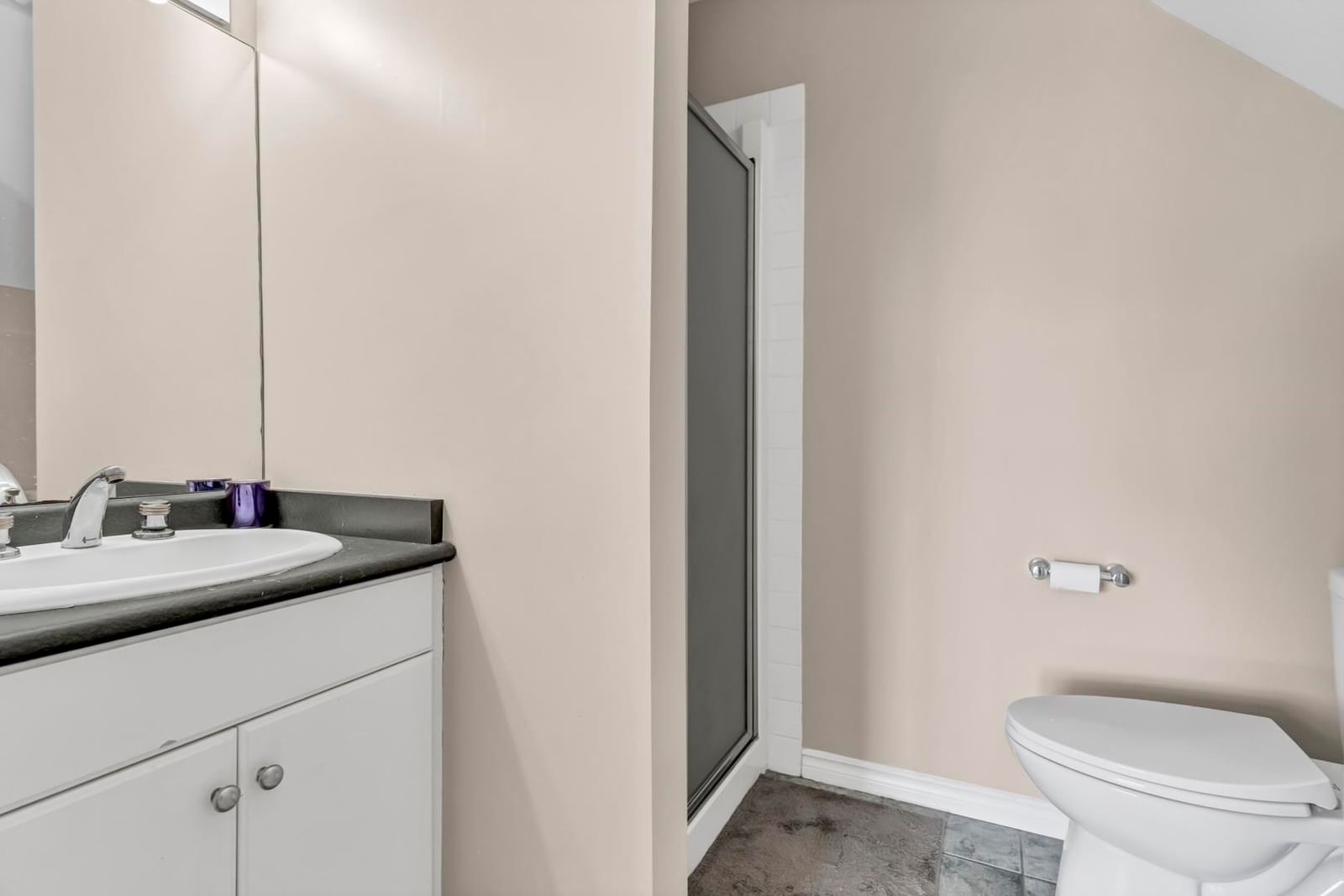 Listing Image 24