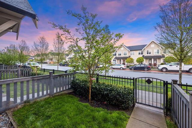 11 - 30989 Westridge Place