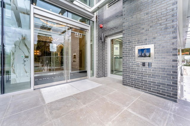 2104 - 7433 Cambie Street