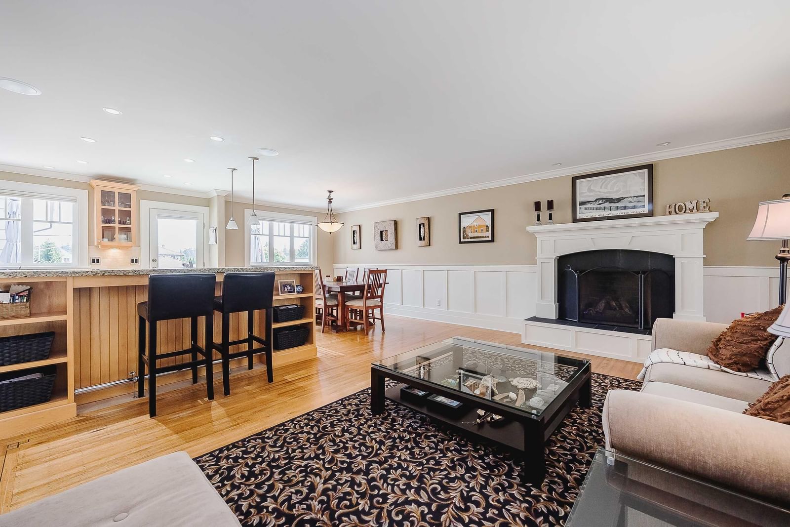 Listing Image 14