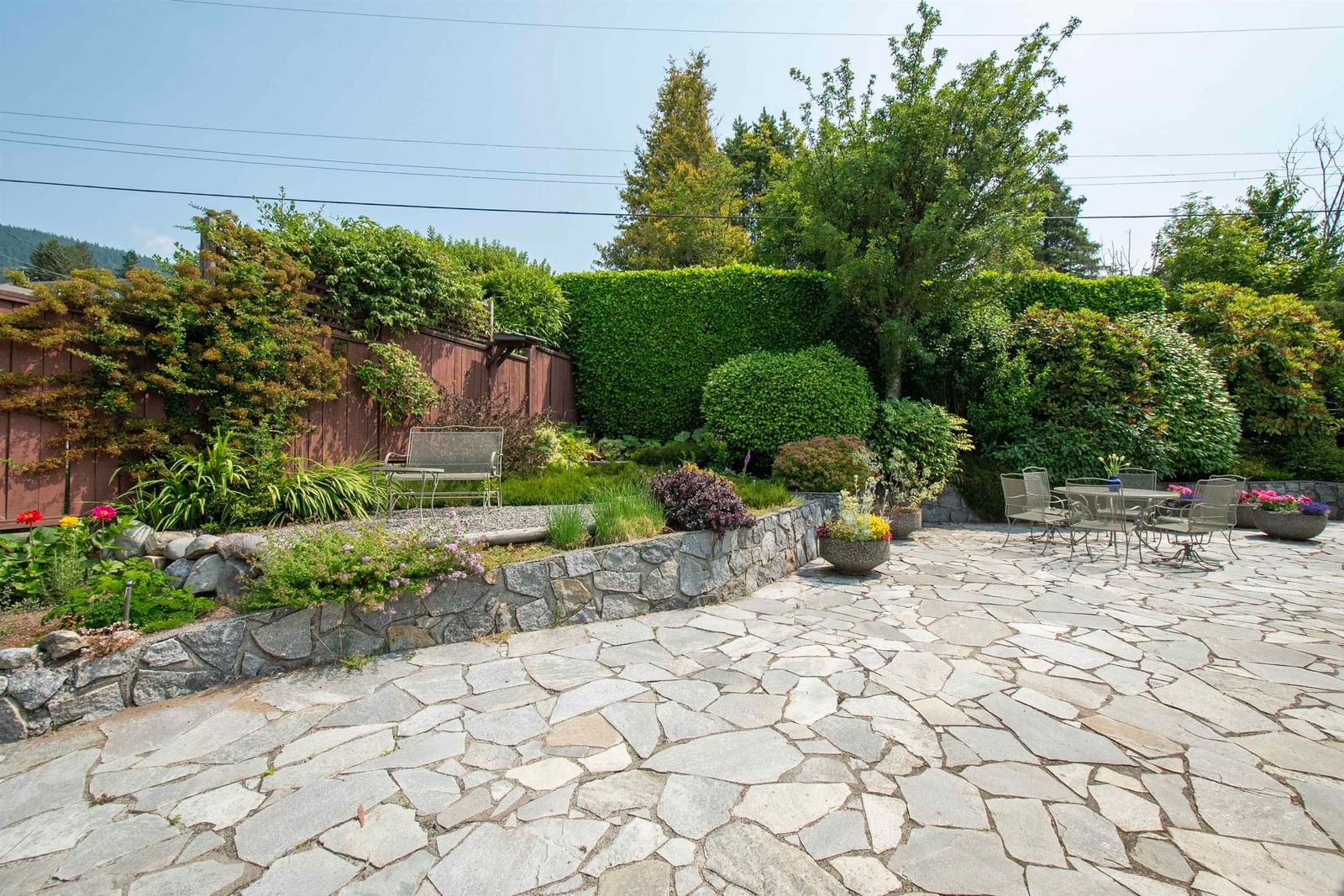 Listing Image 16