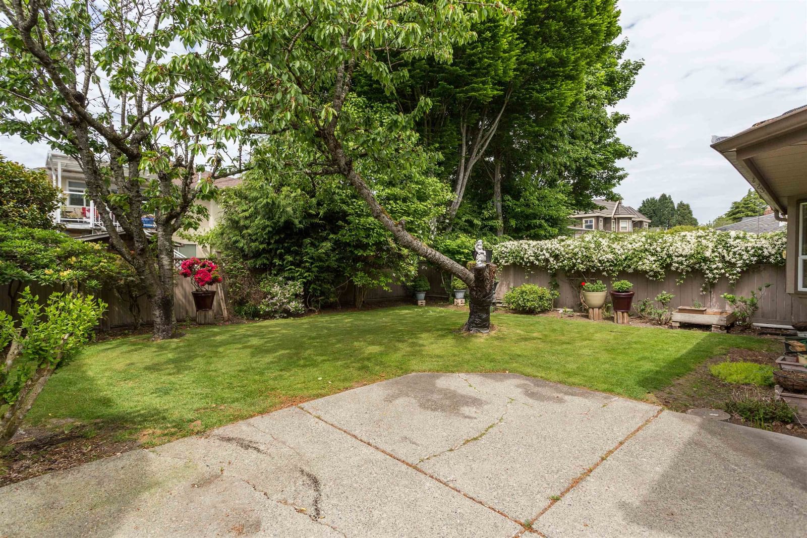 Listing Image 27