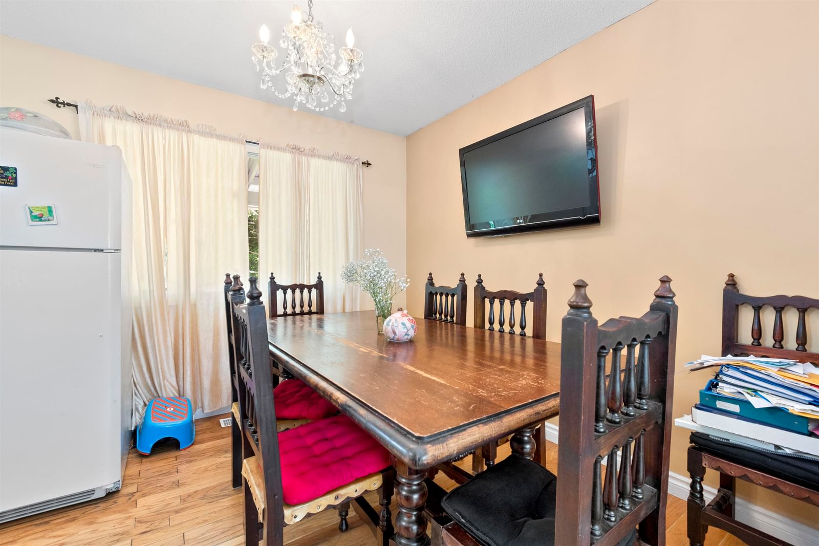 Listing Image 9