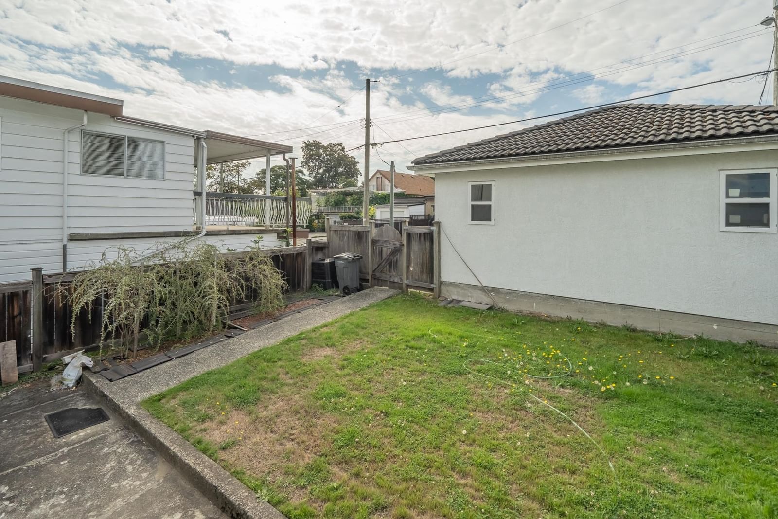 Listing Image 27
