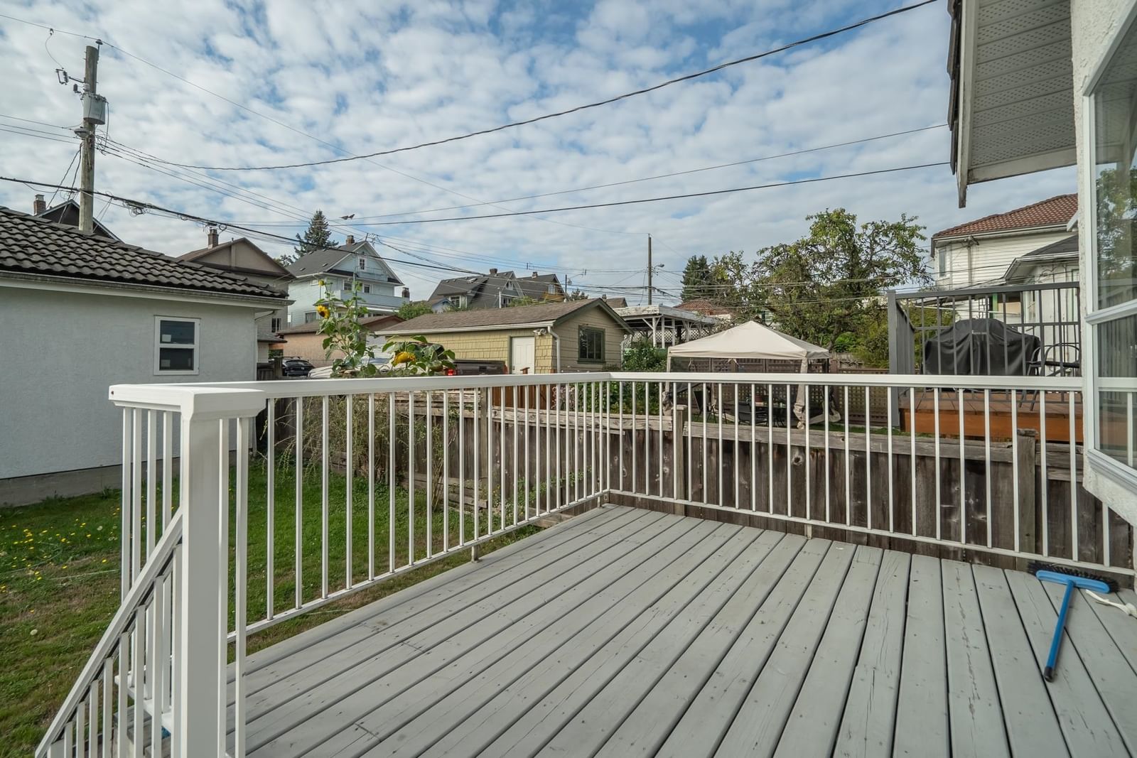 Listing Image 28