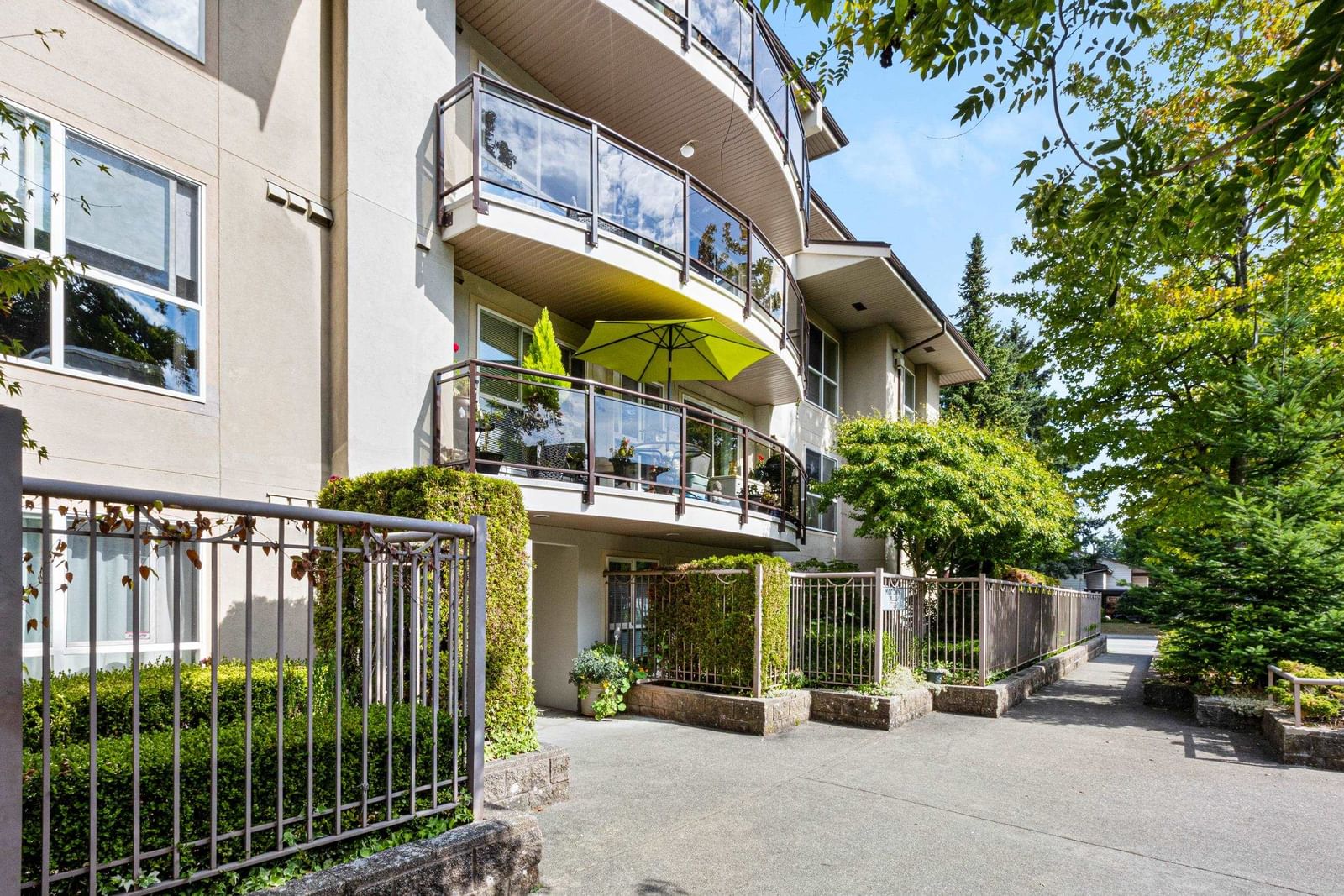 Listing Image 18