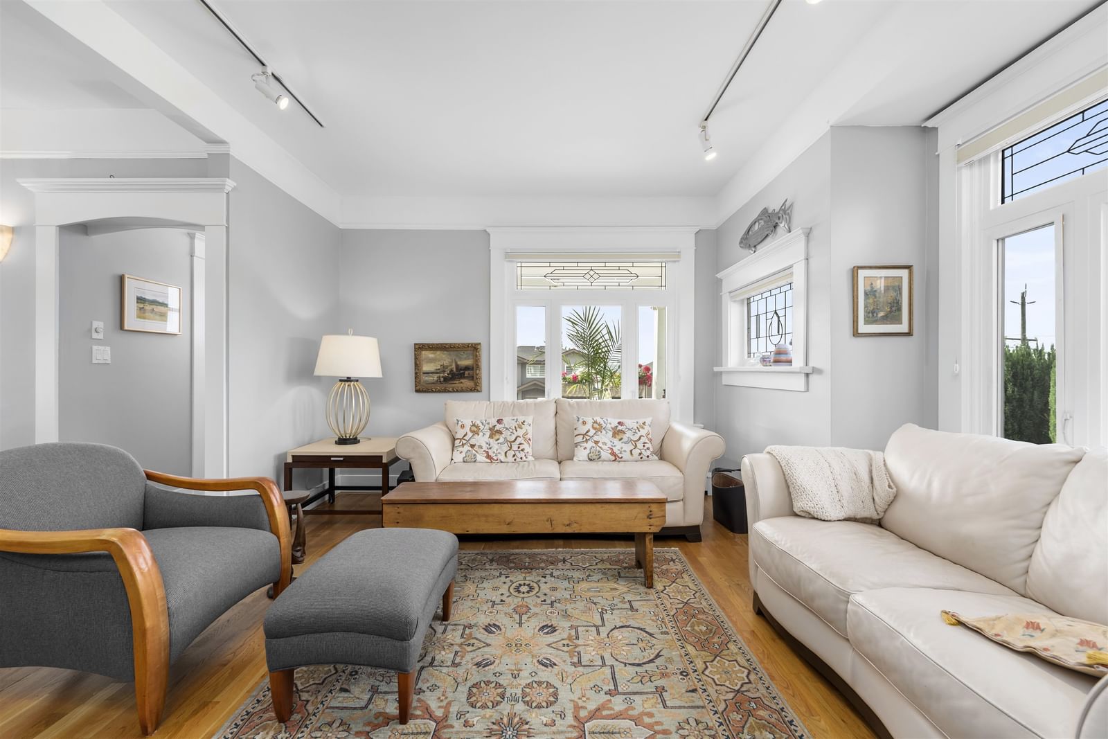 Listing Image 11