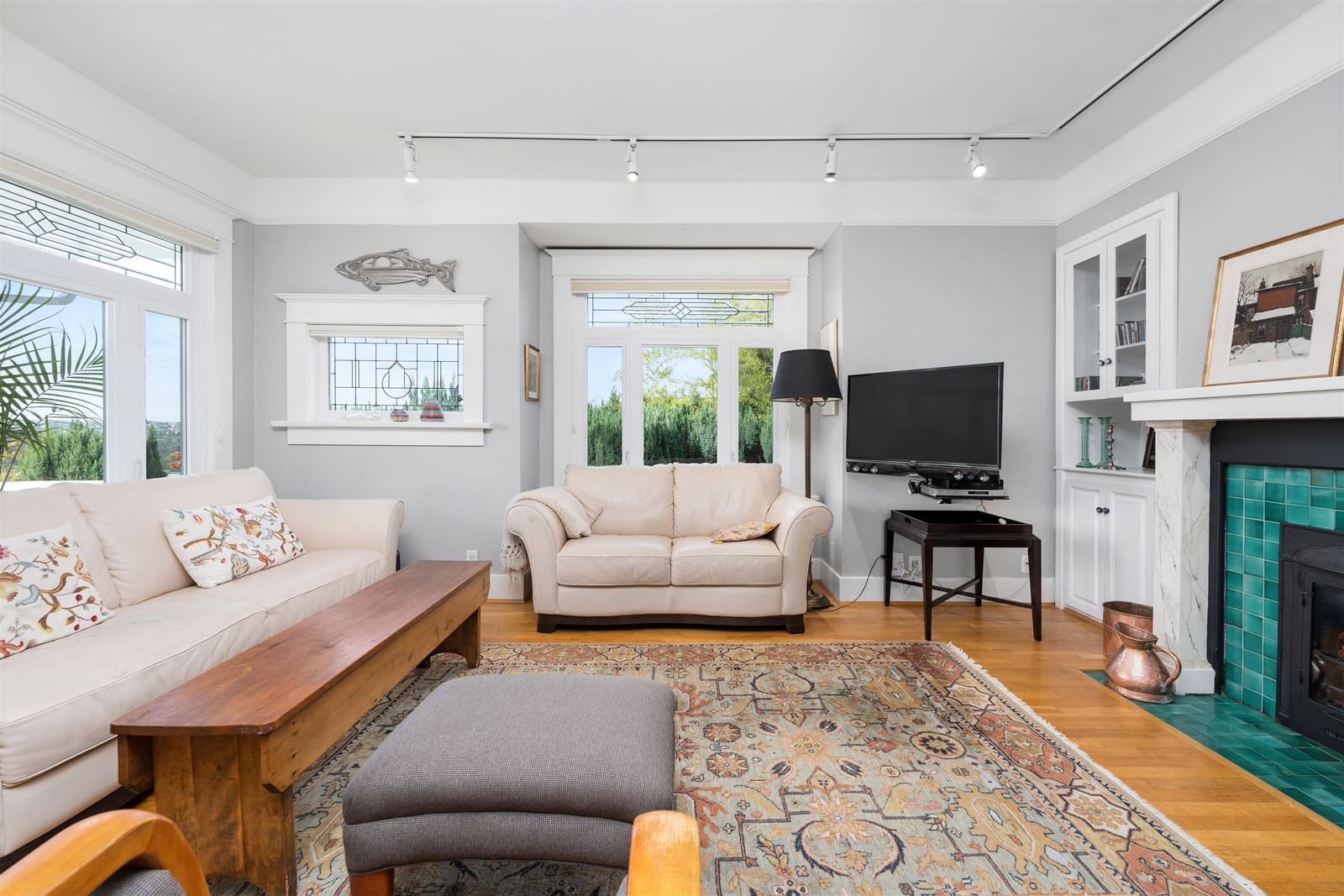 Listing Image 12