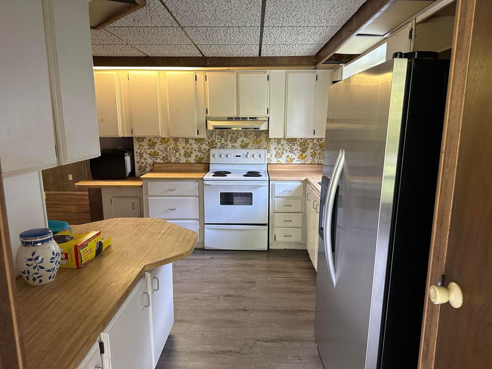 Listing Image 6