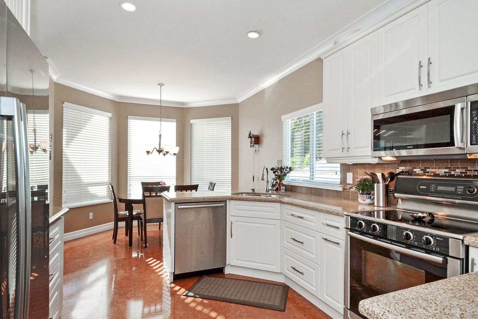 Listing Image 13