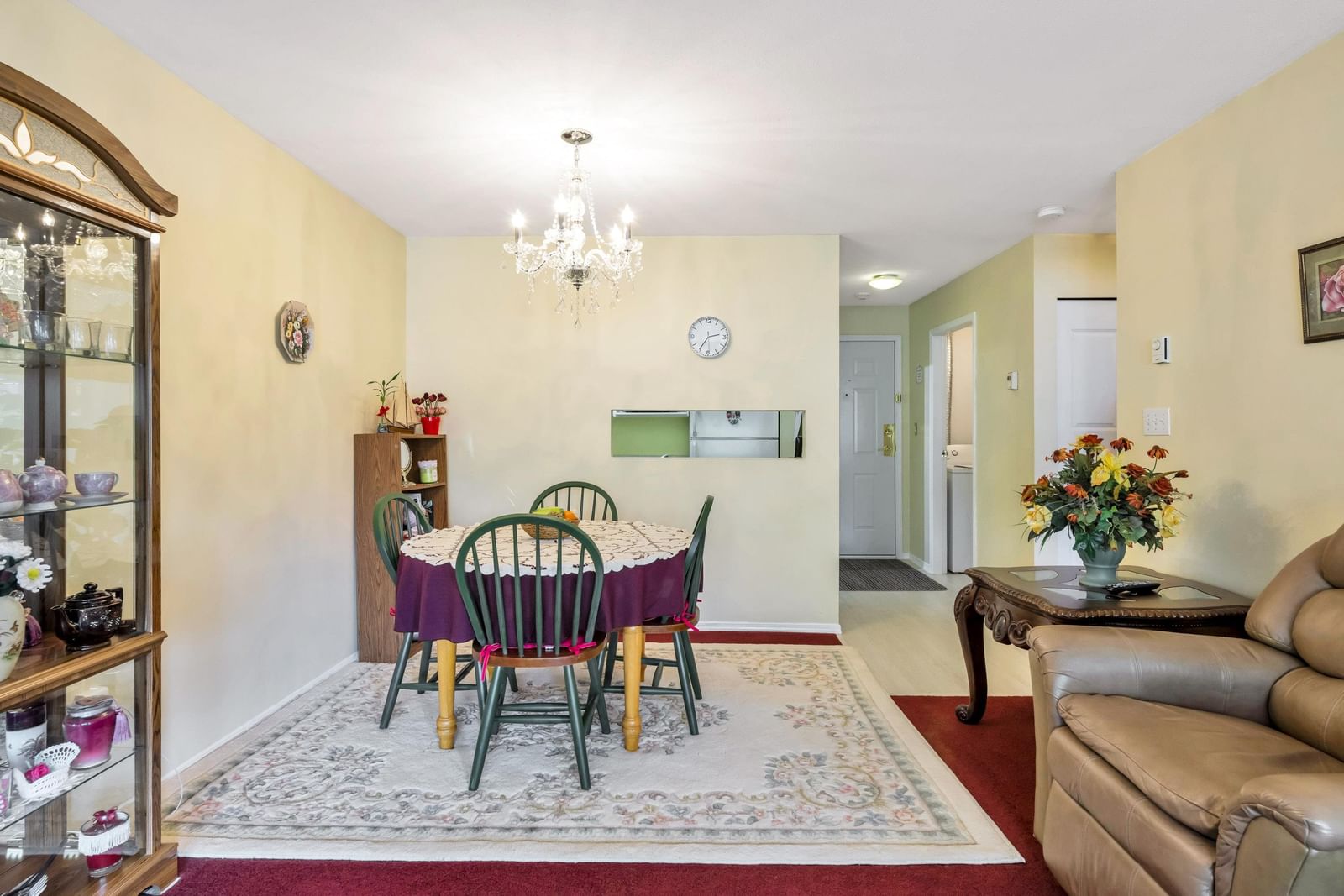 Listing Image 6