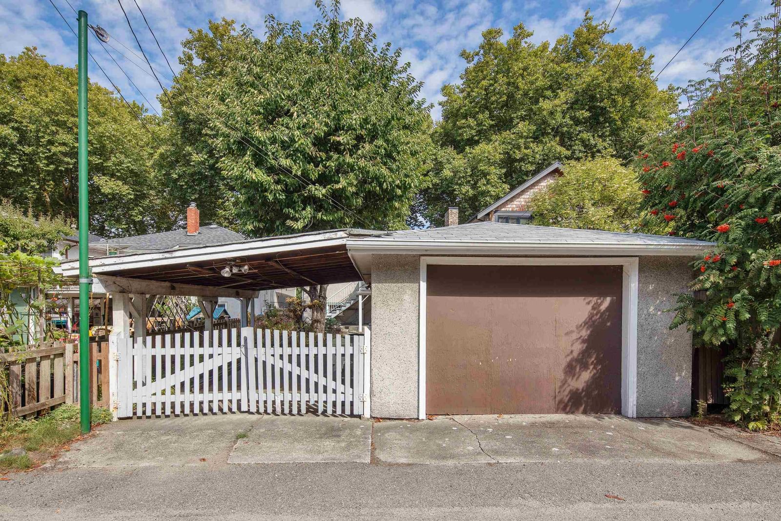 Listing Image 20