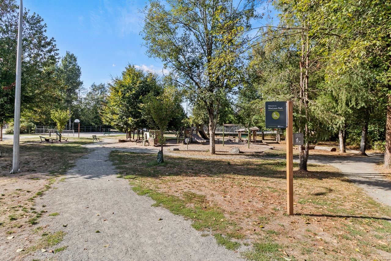Listing Image 36