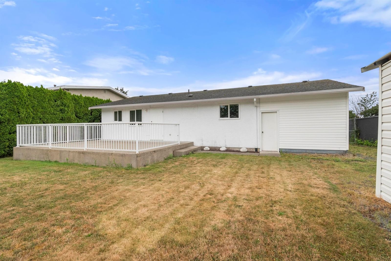 Listing Image 28