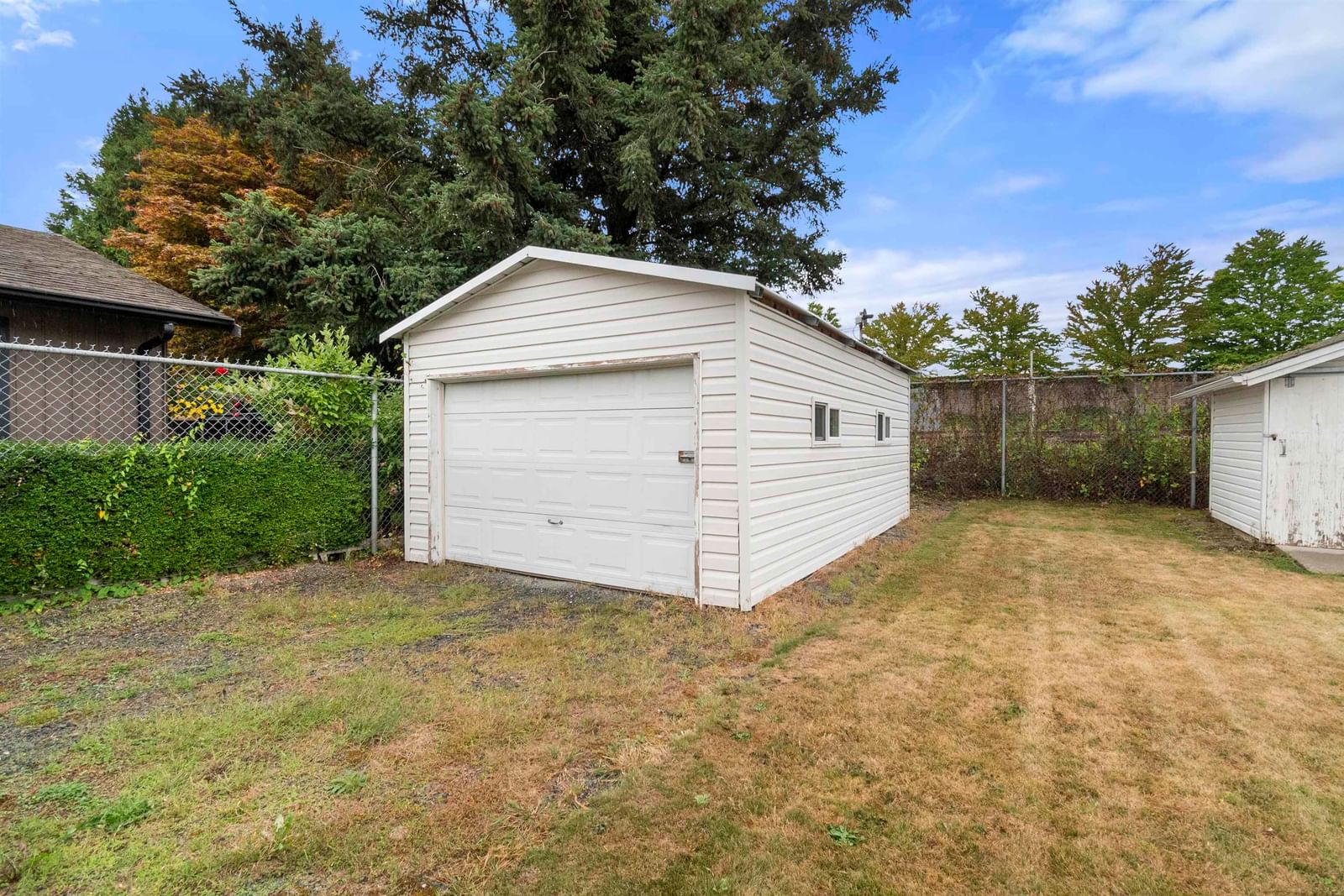 Listing Image 32