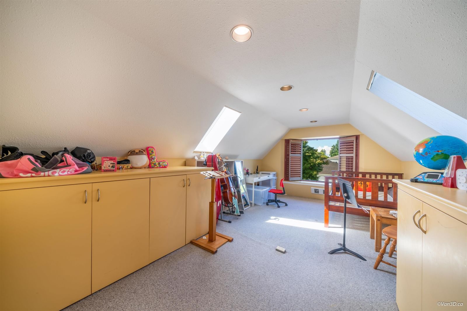 Listing Image 17