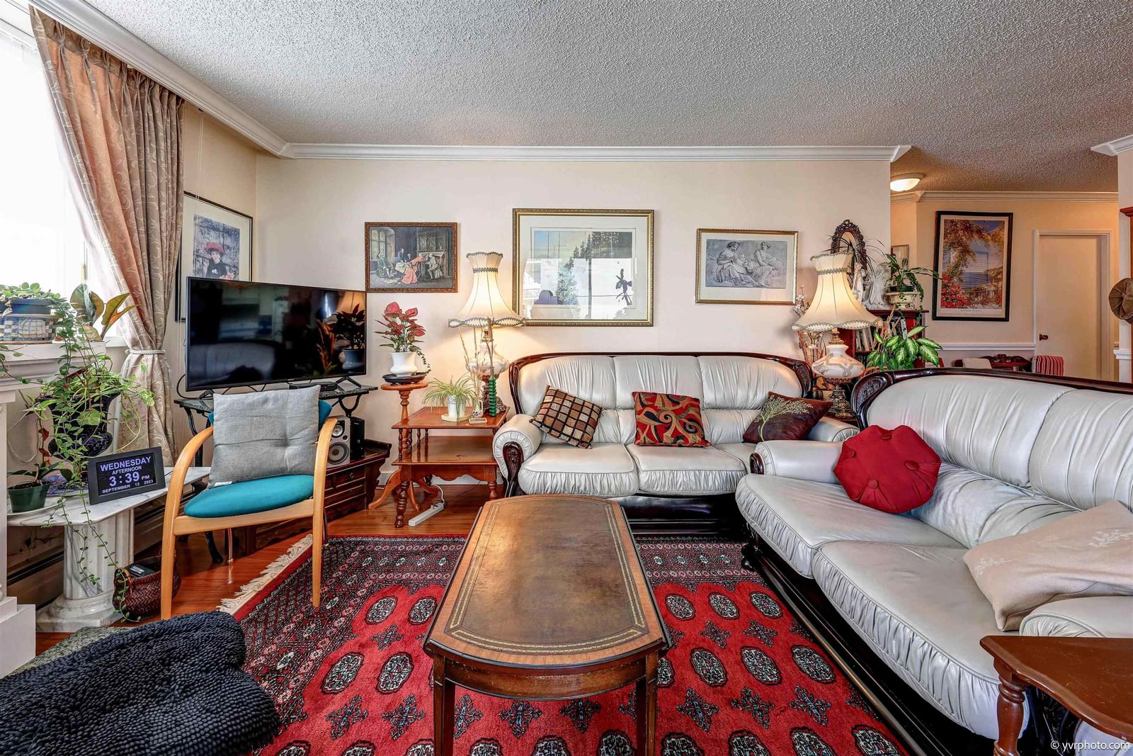 Listing Image 8