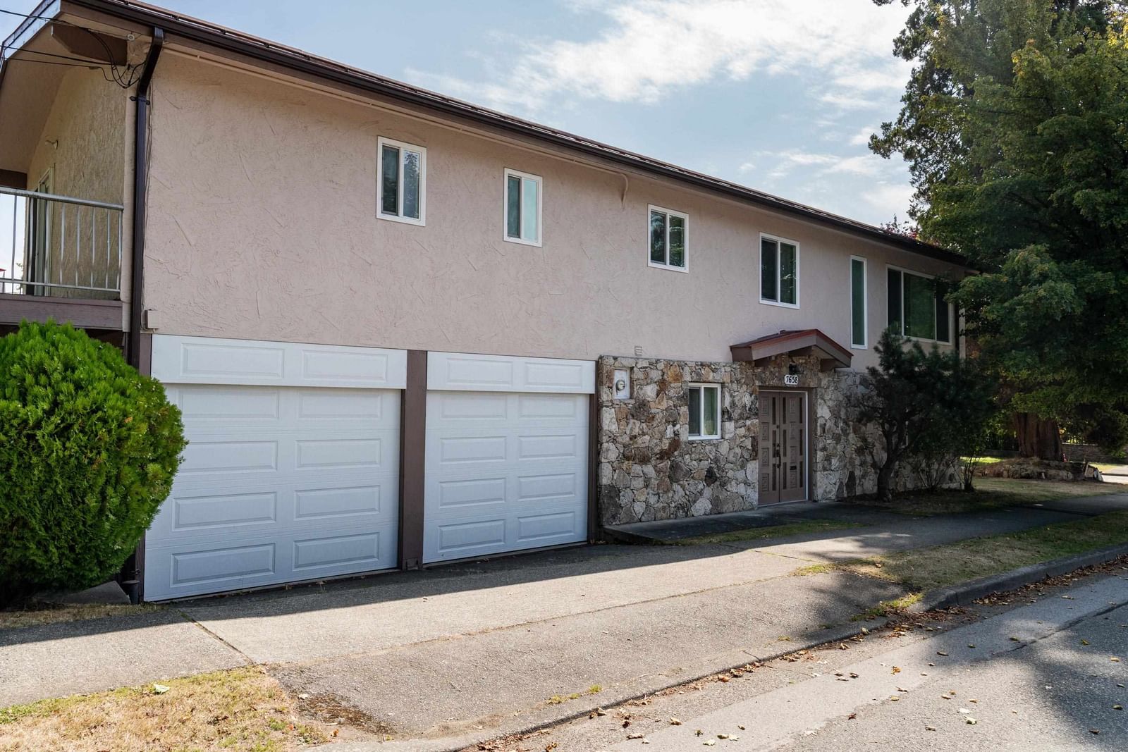 Listing Image 27