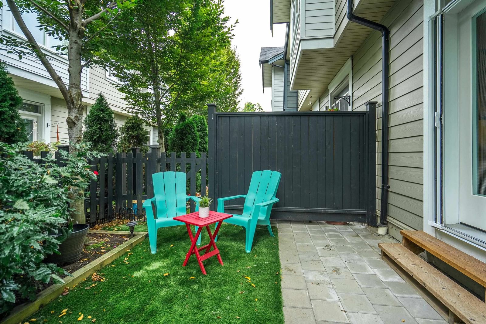 Listing Image 14