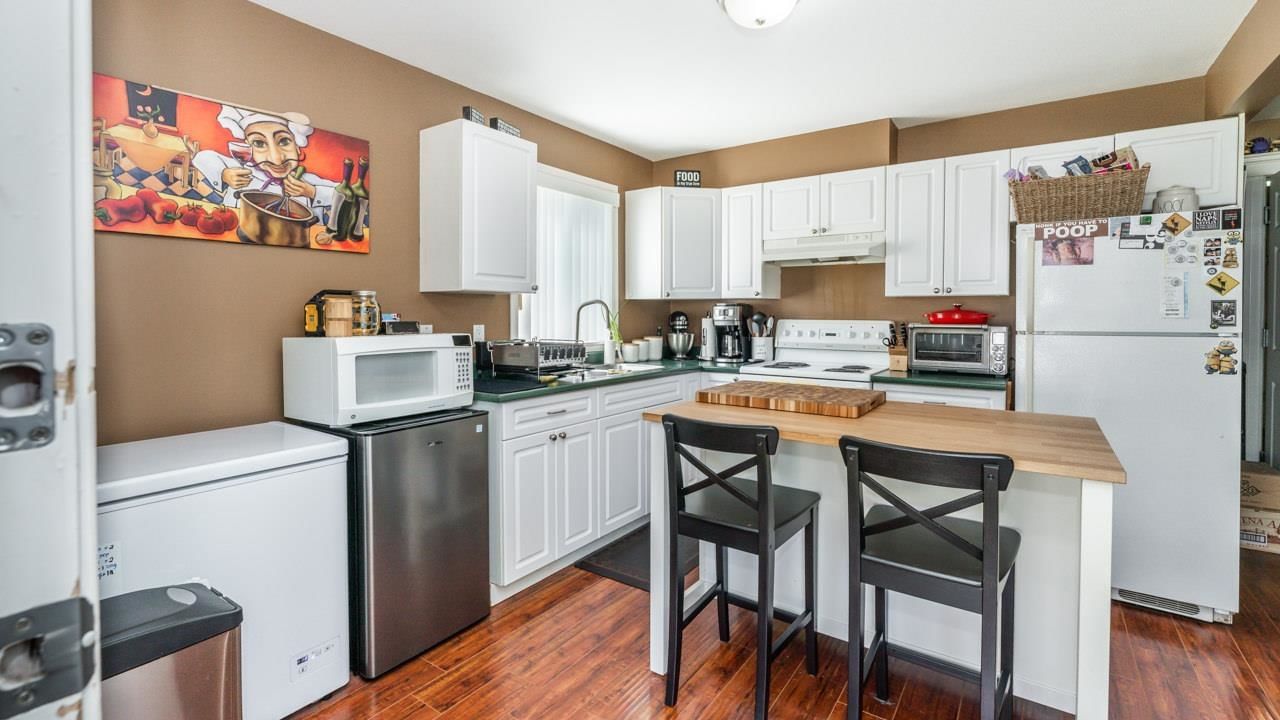 Listing Image 19