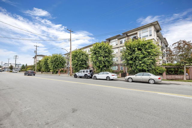 206 - 46289 Yale Road