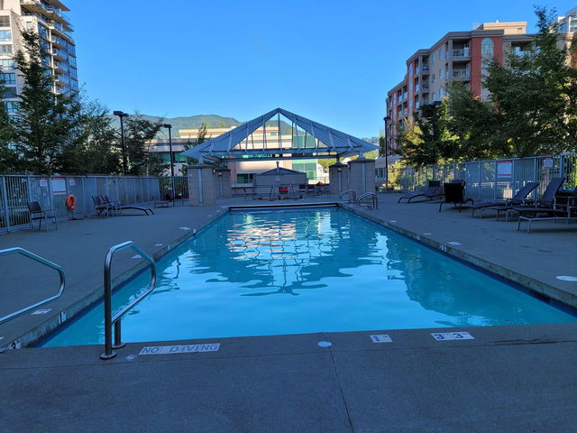 1805 - 2968 Glen Drive