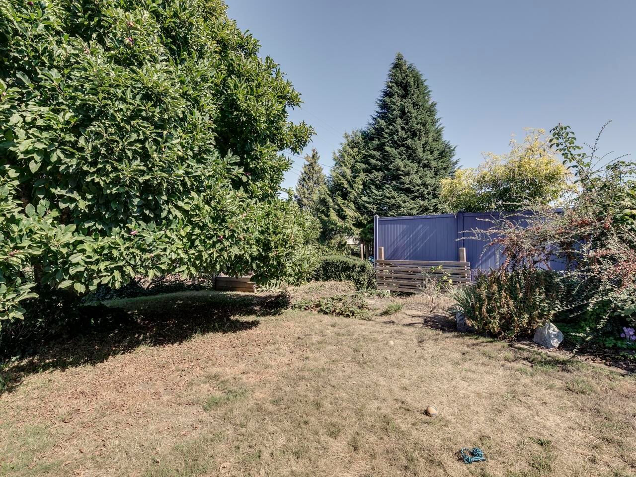 Listing Image 40