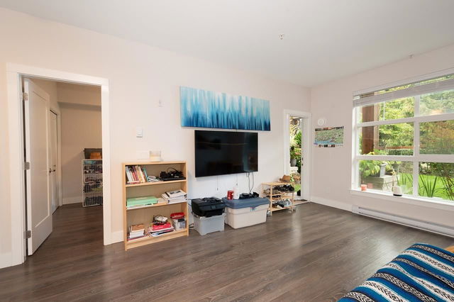 207 - 14605 Mcdougall Drive