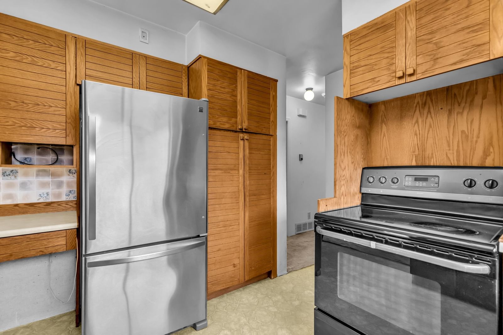 Listing Image 19