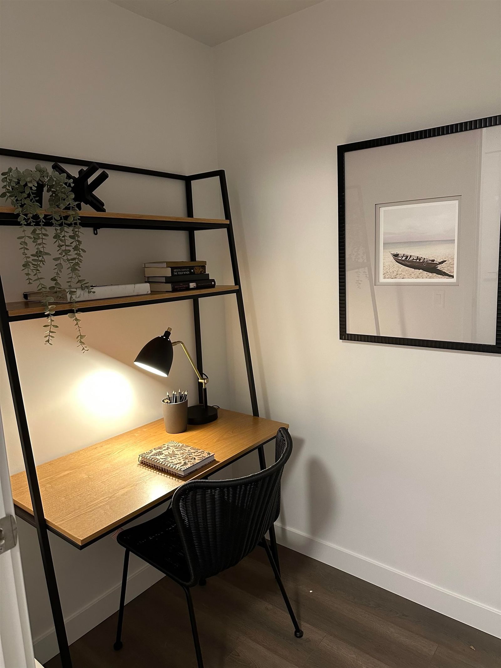Listing Image 9
