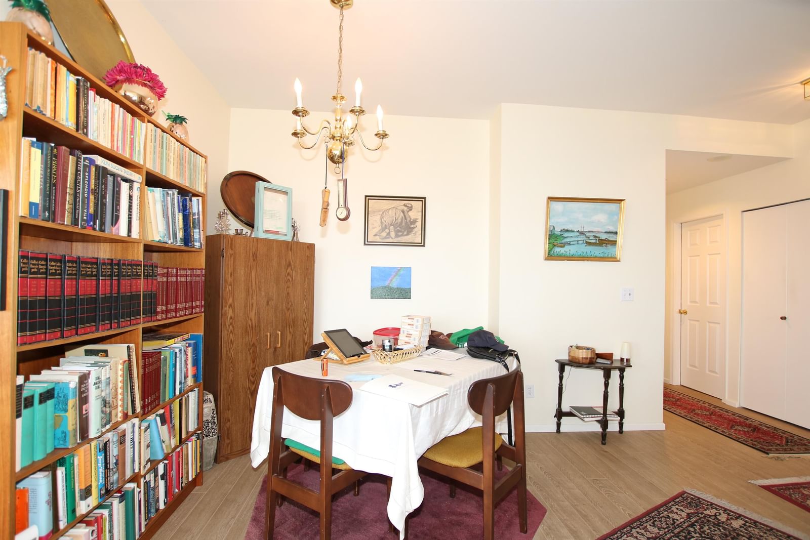 Listing Image 12