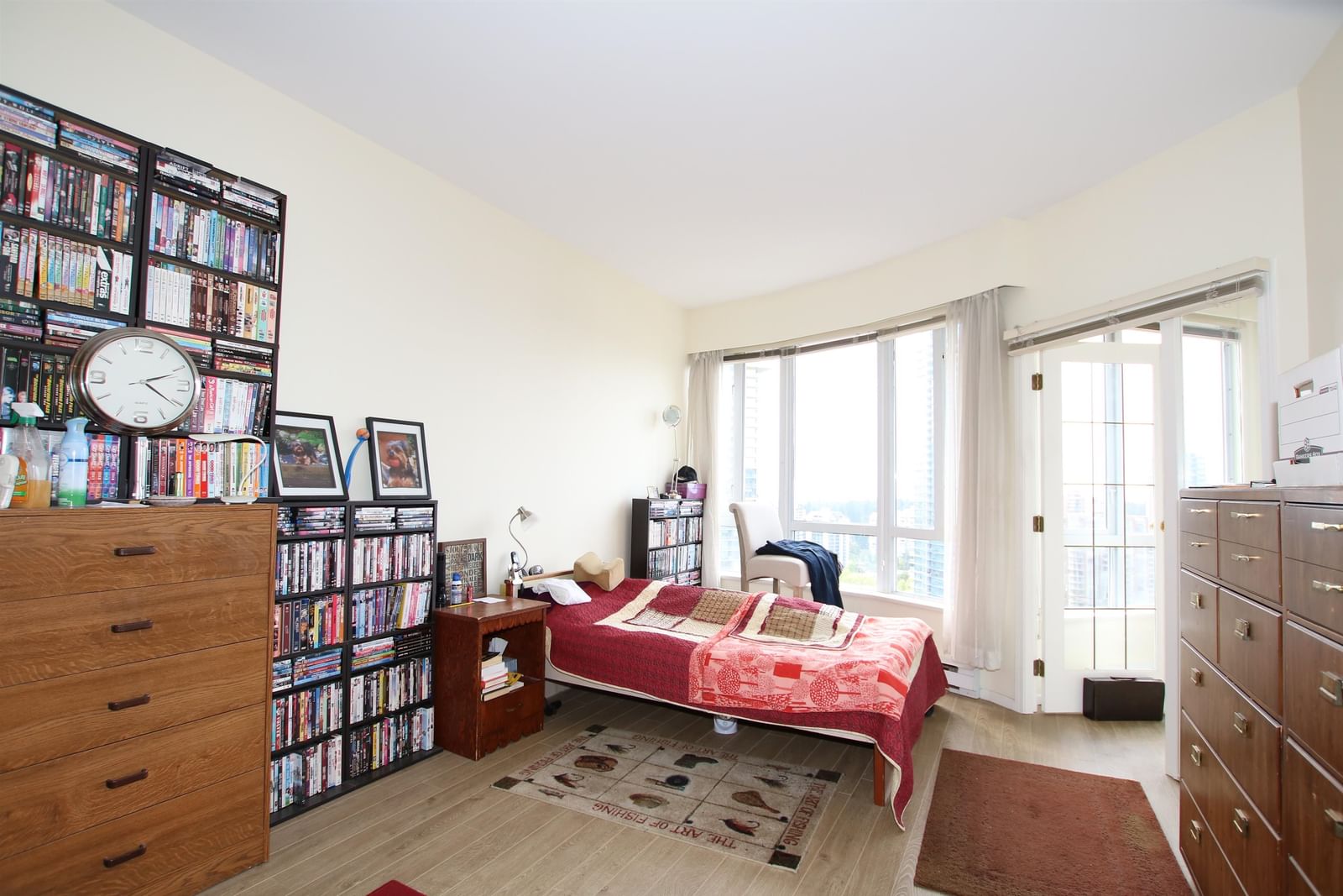 Listing Image 7