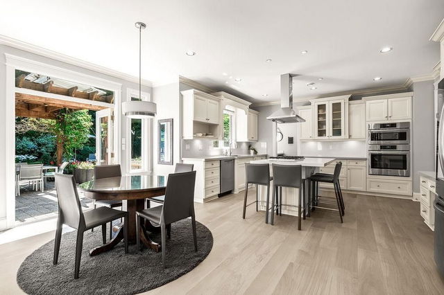 4352 Carolyn Drive
