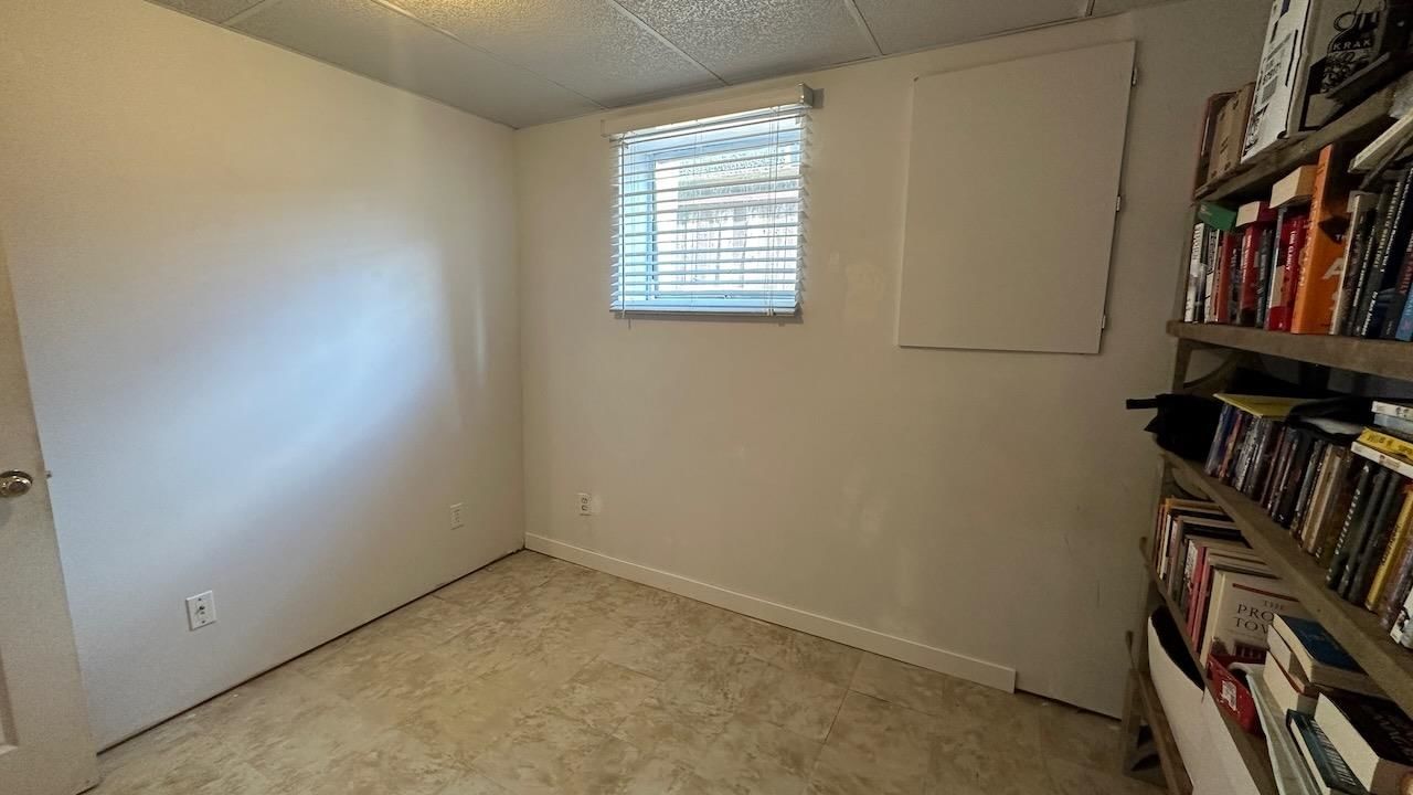 Listing Image 27
