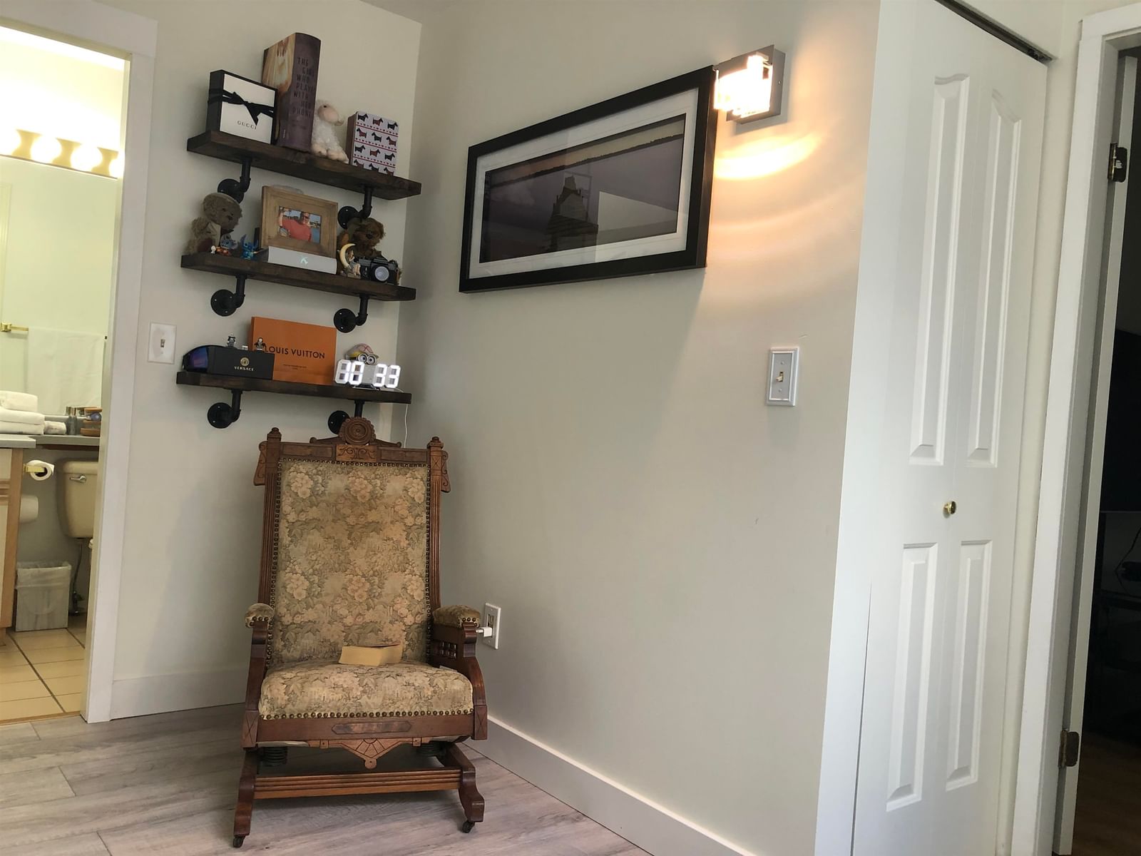 Listing Image 21