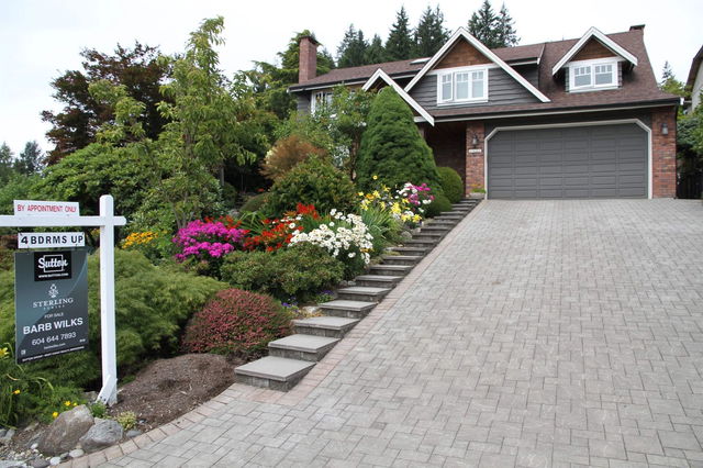 2036 Hill Drive